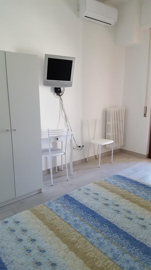 Nancy House * Florencia